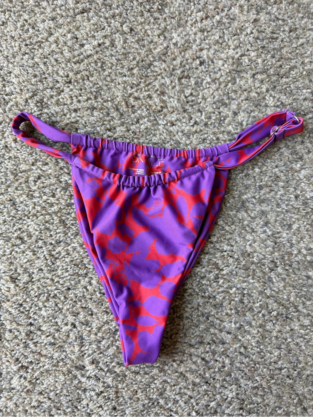 Skatie Bobbi bottoms in Rincon print size M Purple & Red Floral Bikini Bottom